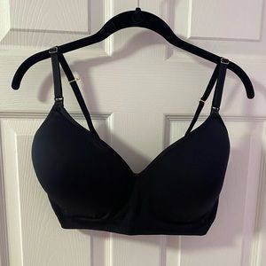 A Pea in the Pod Black Bra